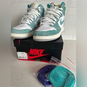 Air Jordan 1 Retro High OG “Turbo Green” size 6.5